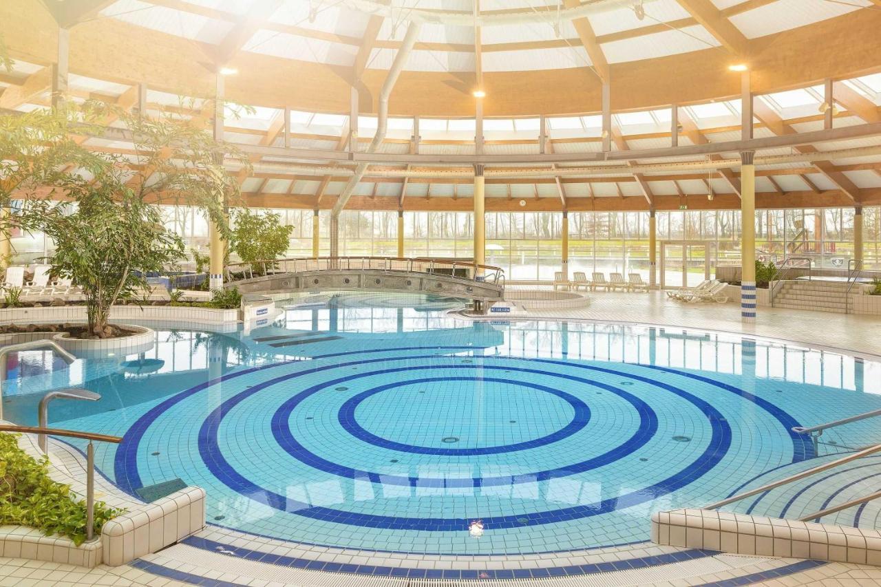 Balkon, Gratis Nutzung Vom Ahoi Erlebnisbad Und Sauna In Sellin - Villa Karola Fewo 09 Goehren  Exterior foto